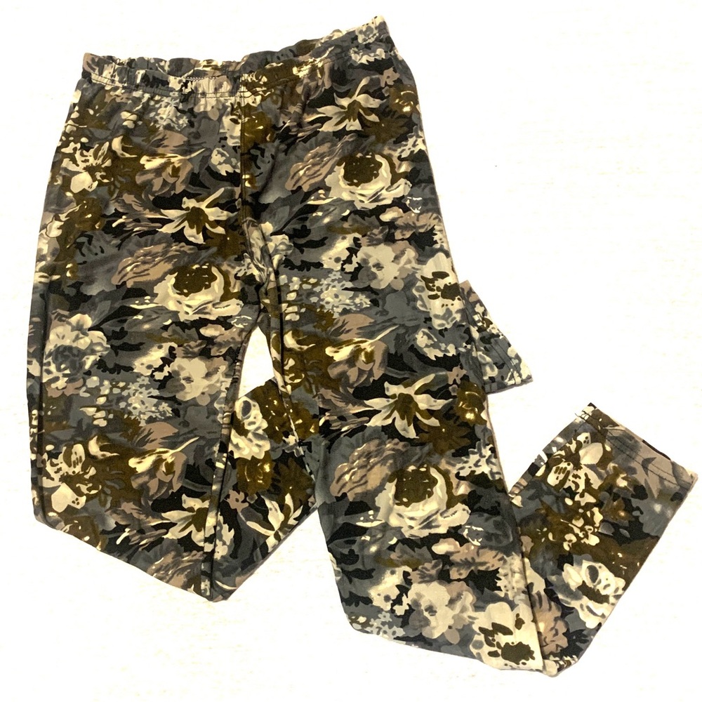 Buttery Soft Medium Neutral Floral Leggings